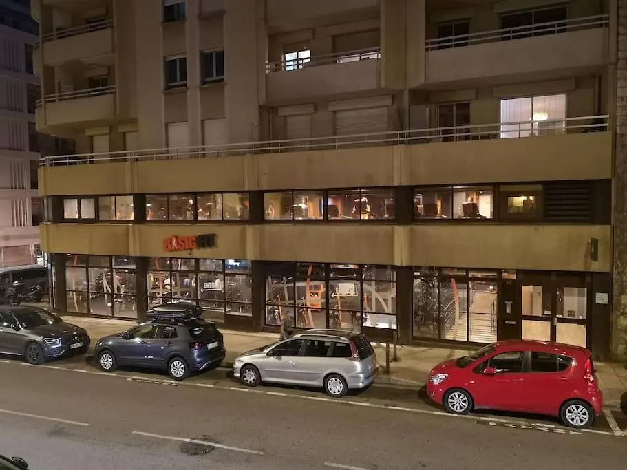 Chez L'Hadriana, 2X Ac Clim Wi-Fi,Newly Renovated Apartment Nice France