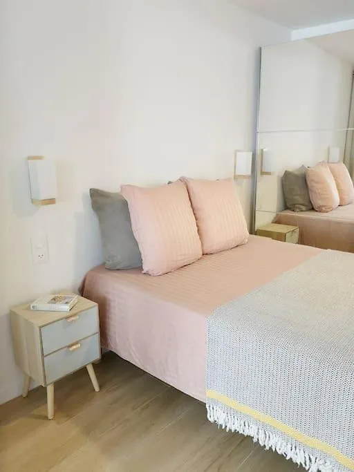 Chez L'Hadriana, 2X Ac Clim Wi-Fi,Newly Renovated Apartment Nice