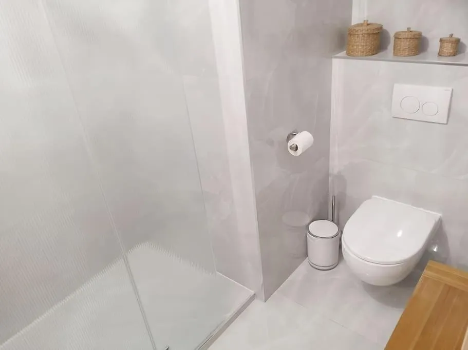 Apartmán Chez L'Hadriana, 2X Ac Clim Wi-Fi,Newly Renovated Nice